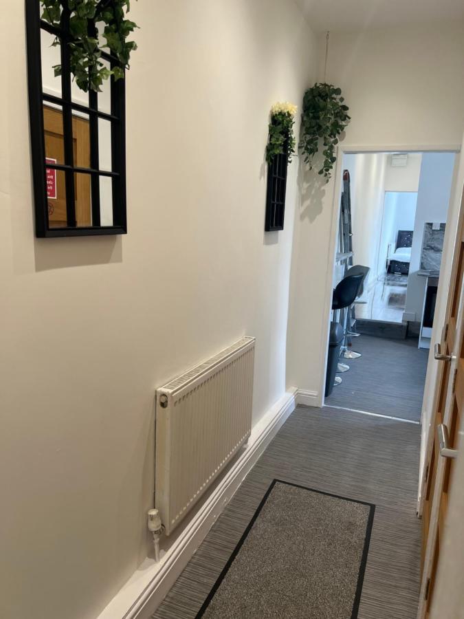 Zams Rooms Stoke-on-Trent エクステリア 写真