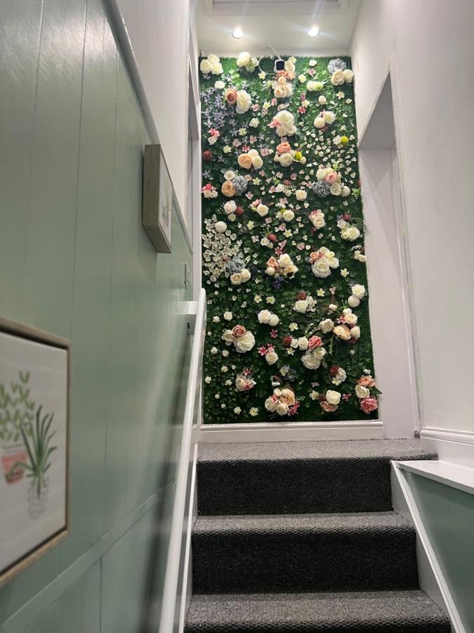 Zams Rooms Stoke-on-Trent エクステリア 写真